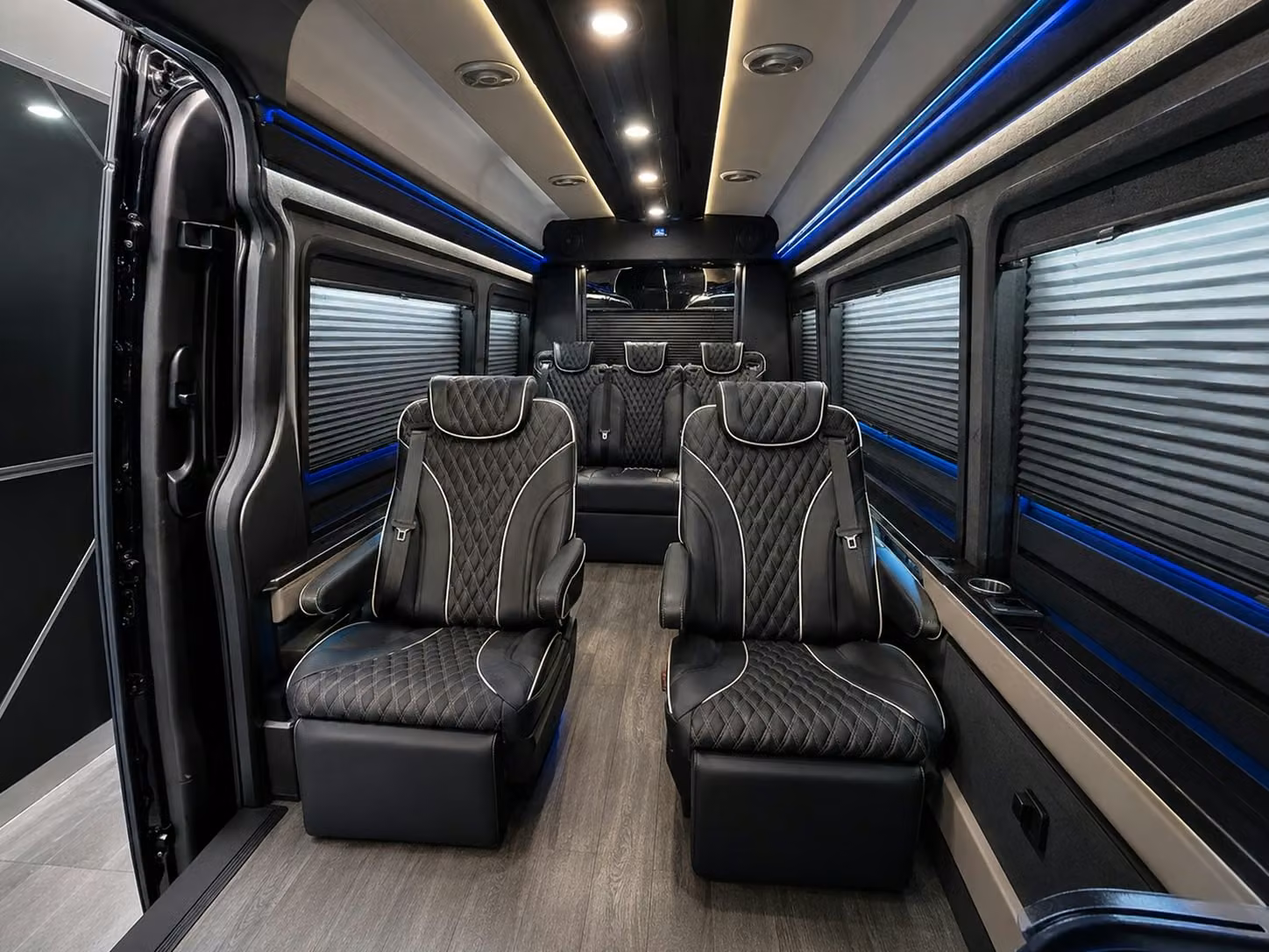 grand rapids airport transportation for weddings sports teams and special events