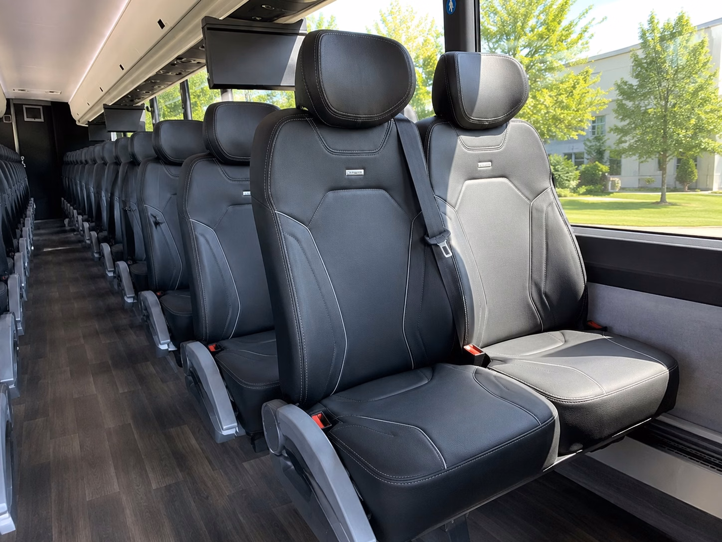 view instant online quotes for grand rapids prom bus rentals in under 30 seconds